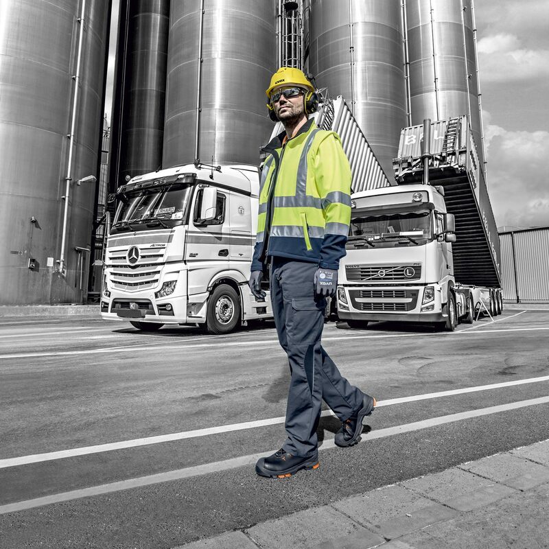 uvex 2 Chaussures basses S3 SRC, T. 46, noir/orange Fournitures-business.fr noir/orange